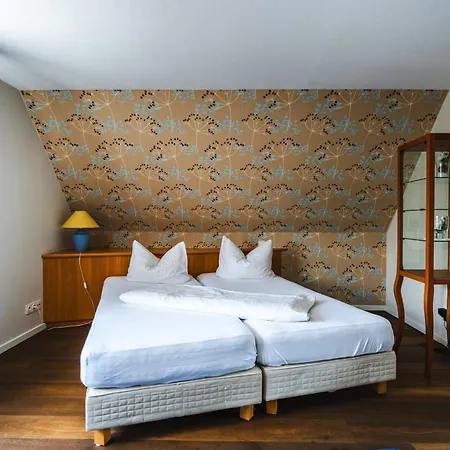 Fiester Hannes 3* Burbach (Siegen-Wittgenstein)