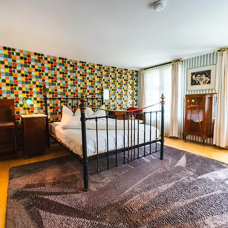 Otel Fiester Hannes Burbach (Siegen-Wittgenstein)