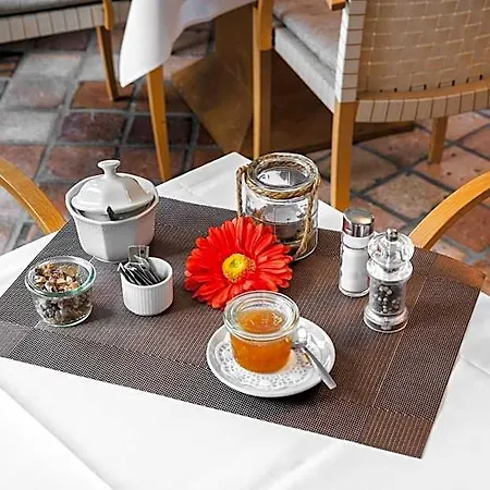 Fiester Hannes Hotel Burbach (Siegen-Wittgenstein)