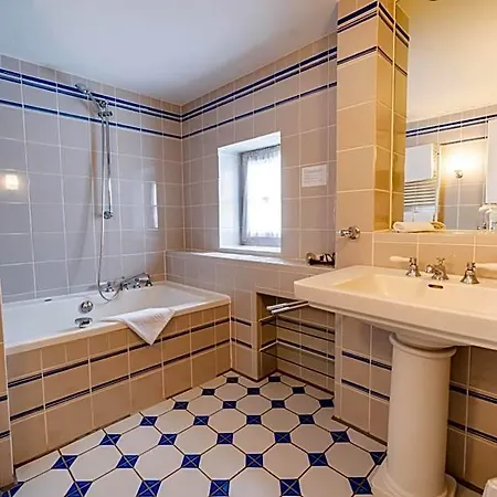Fiester Hannes Hotel Burbach (Siegen-Wittgenstein)
